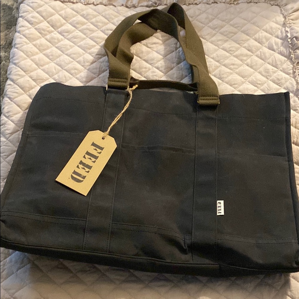 Black Duffel Bag with Sturdy Canvas Design